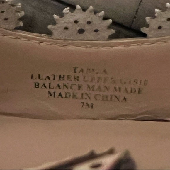 Artelier Nicole Miller tampa flats cream with black accent colours Leather sz 7 - Picture 11 of 12